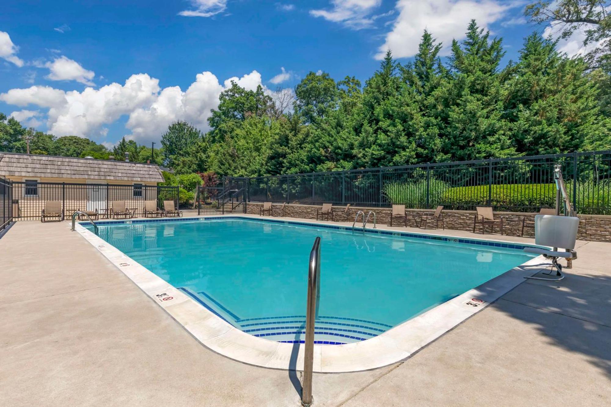 Best Western Capital Beltway Lanham Exterior foto